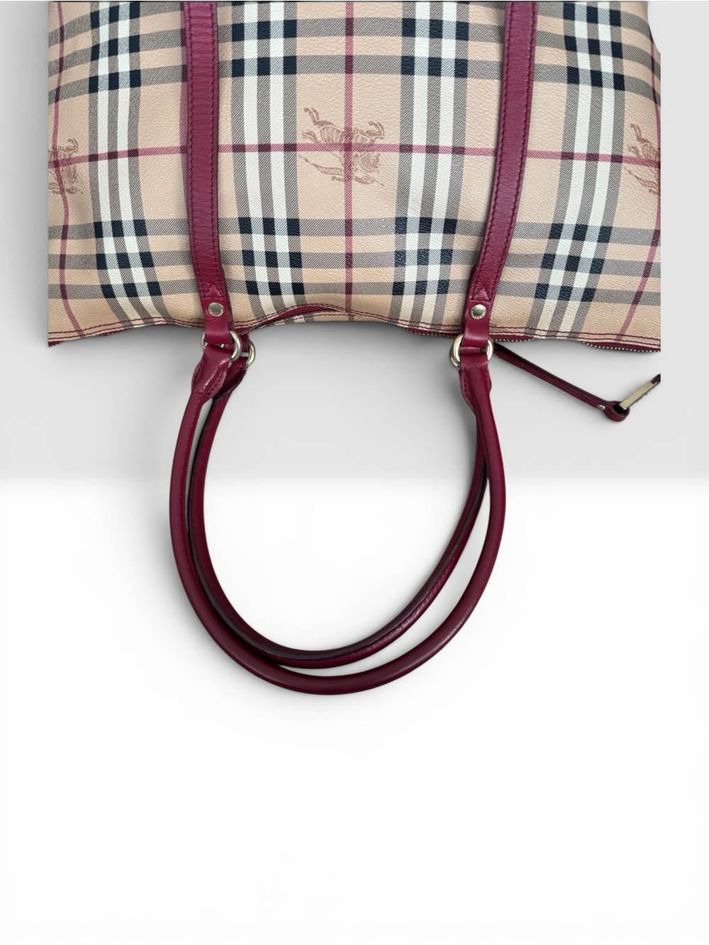 Burberry haymarket Check Tote with Burgundy Leather Handles - Picture 6 of 15